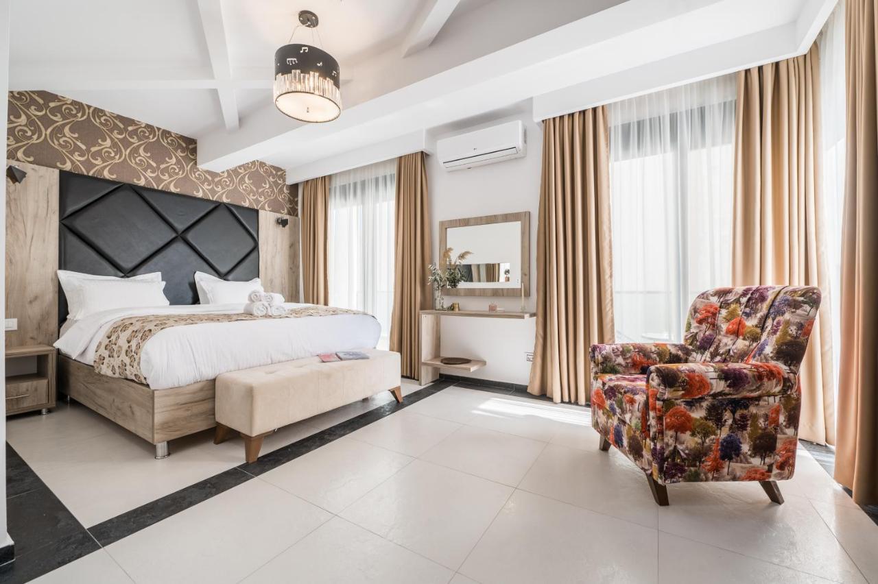Barjaktar - Luxury Suites & Spa Ulcinj Esterno foto