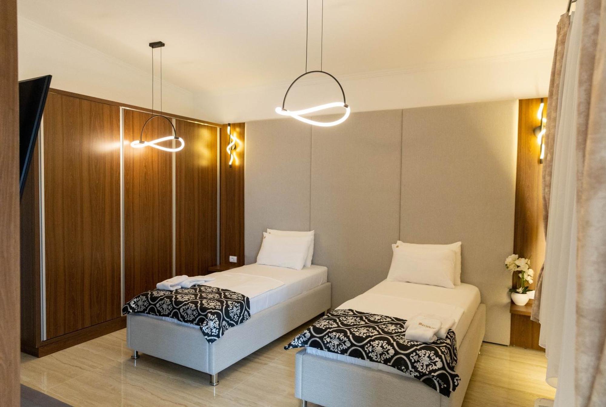Barjaktar - Luxury Suites & Spa Ulcinj Esterno foto